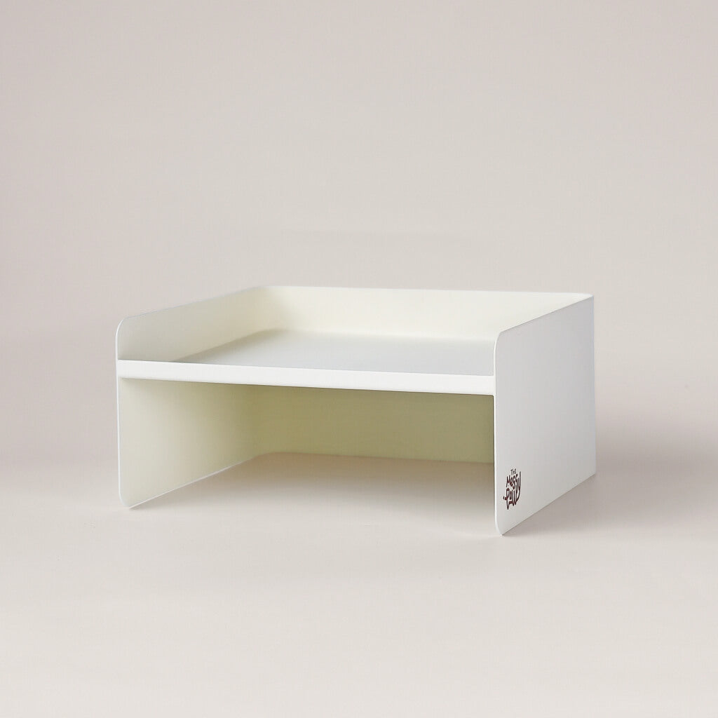 Standalone white metal pet bowl stand – adjustable dual-height minimalist base for stylish pet feeding.