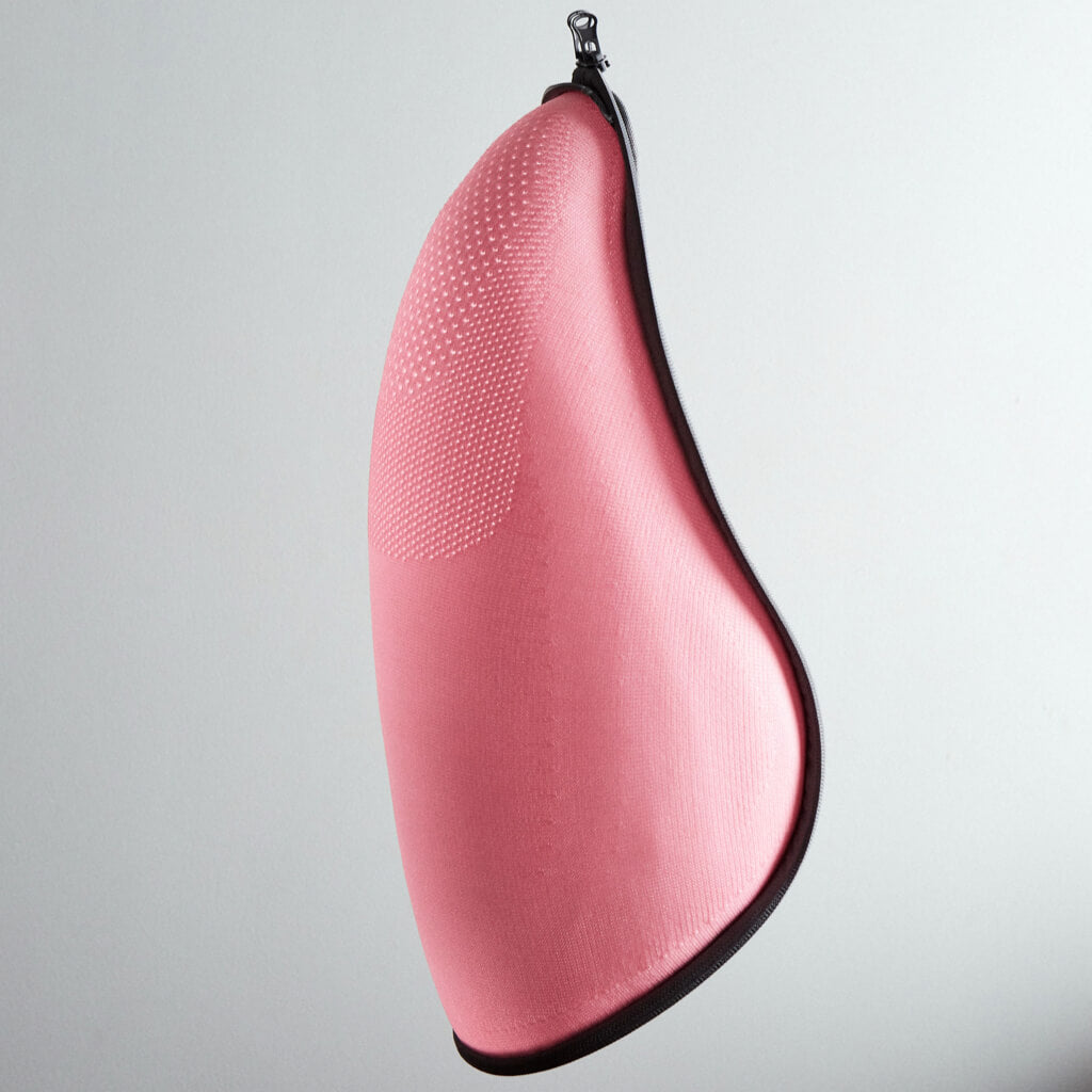  Full view of the pink front panel of the Extra-light Cat Travel Backpack, highlighting its breathable mesh fabric.