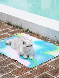 Fashion Aurora Pet Cooling Mat with Cat by Zeze