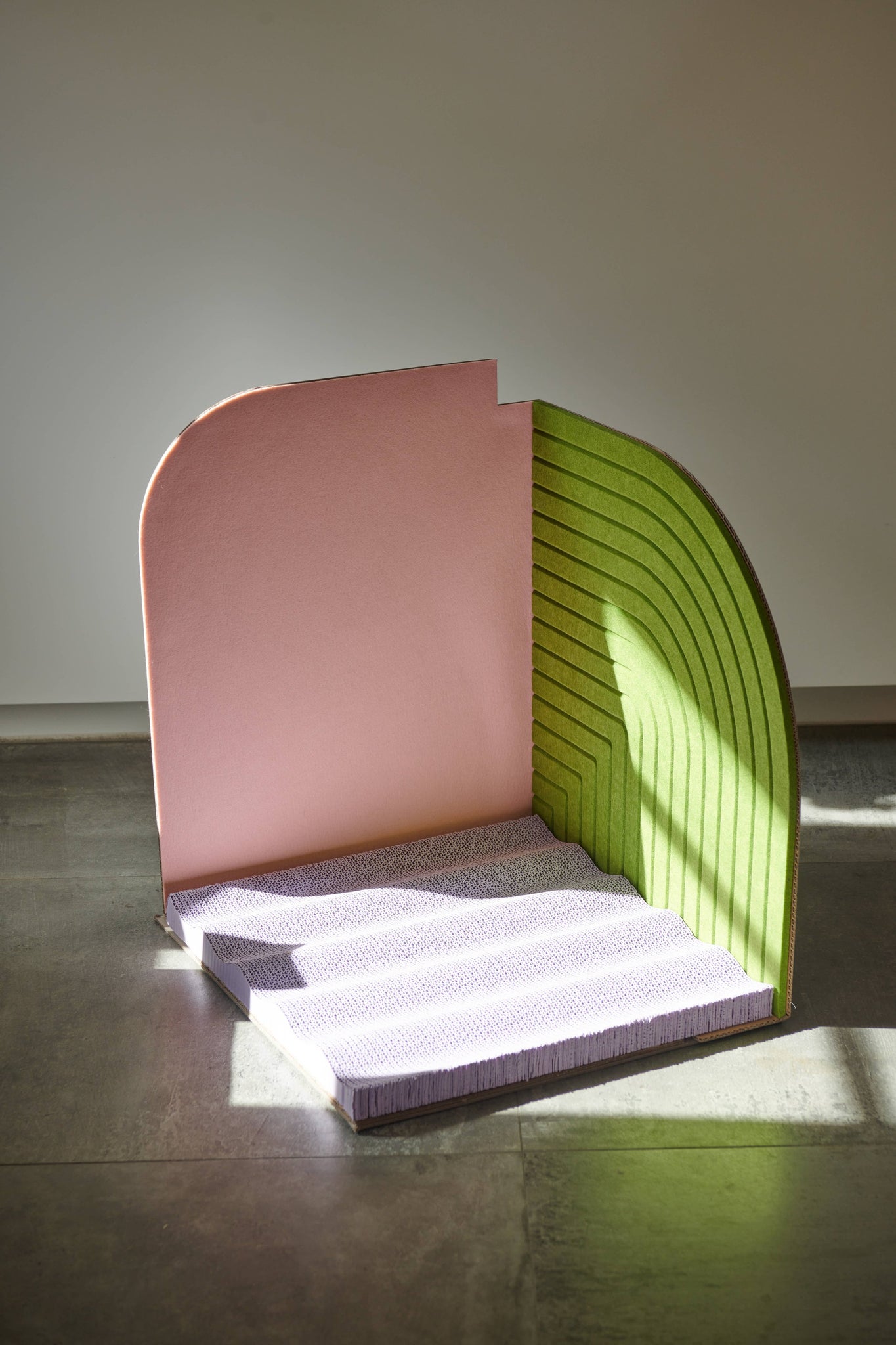 3-Dimensional Design Cat Scratcher Green by Purrre